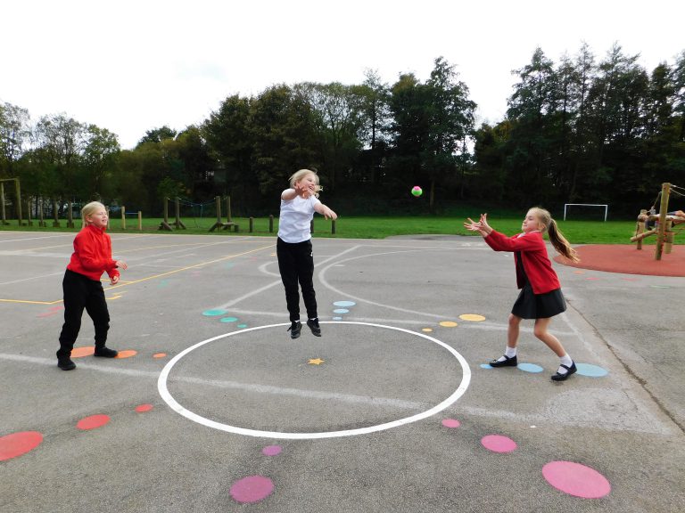 Engaging outdoor games for children of all ages
